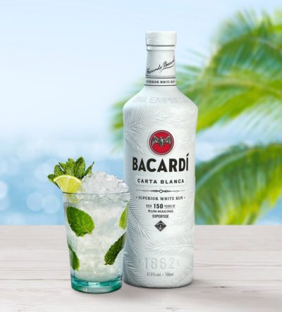 Bacardí cambia sus botellas a 100% biodegradables